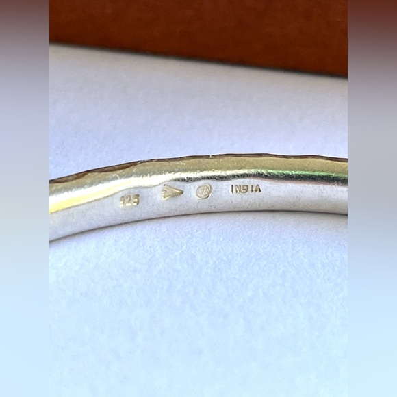 Silpada Hammered Sterling Silver Bangle
Bracelet B1482 - Picture 3 of 4